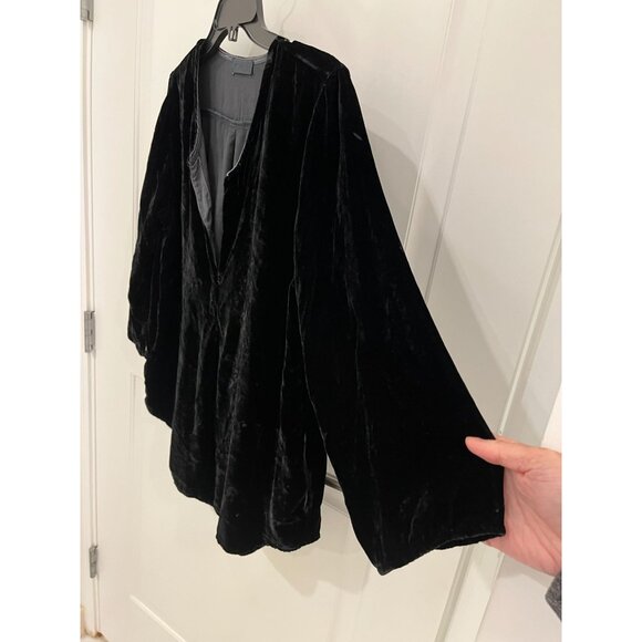 CP Shades Black Velvet Tunic Top Blouse MEDIUM Rayon Silk - Picture 2 of 7